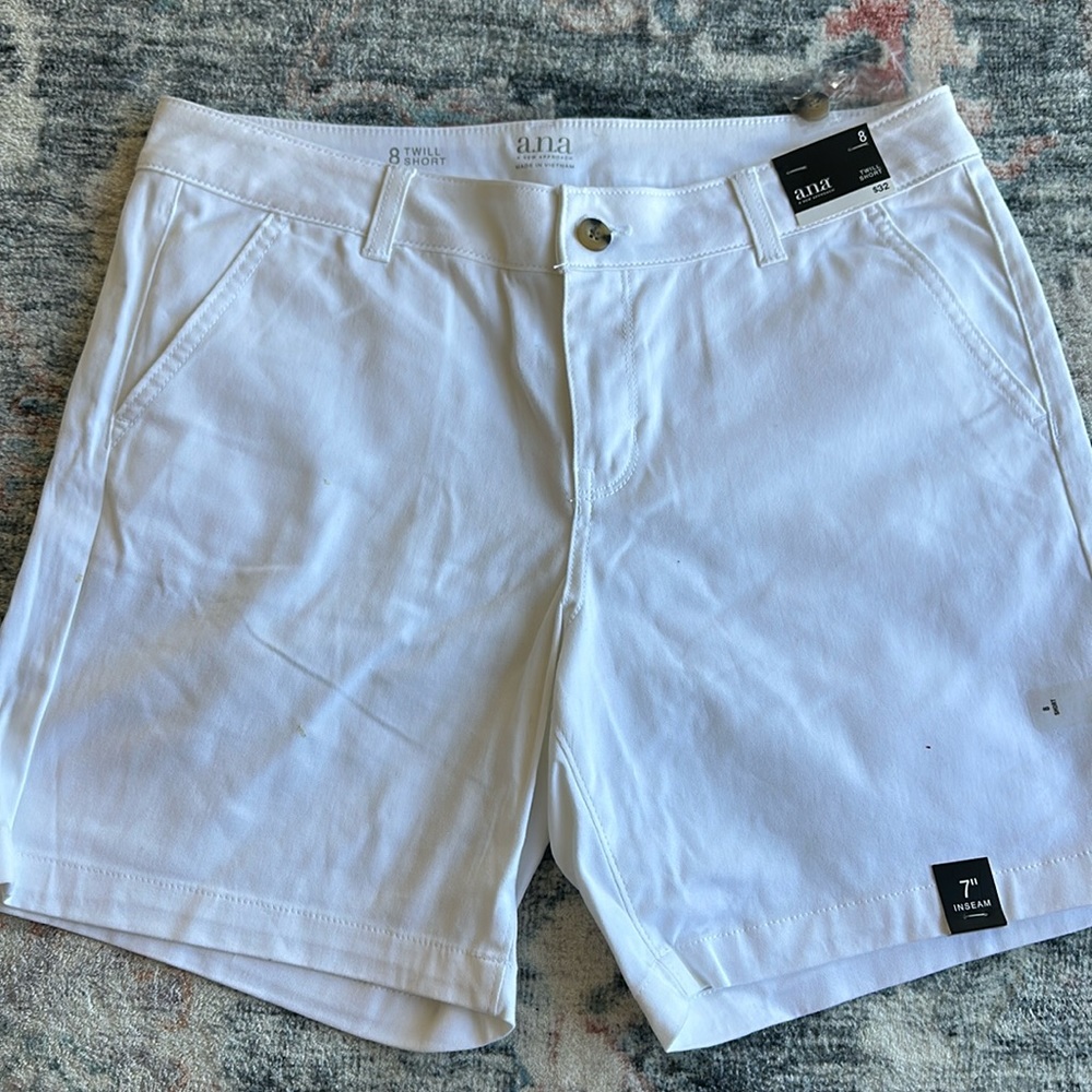 A.N.A Shorts